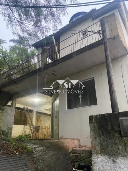 Casa em Mosela - Petrópolis/RJ  - 3 Quartos