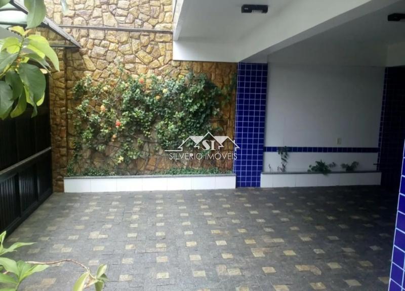 Imóvel Comercial Padrão à venda com 8 quartos, 300m² - Foto 8