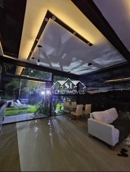 Casa à venda com 3 quartos, 170m² - Foto 2