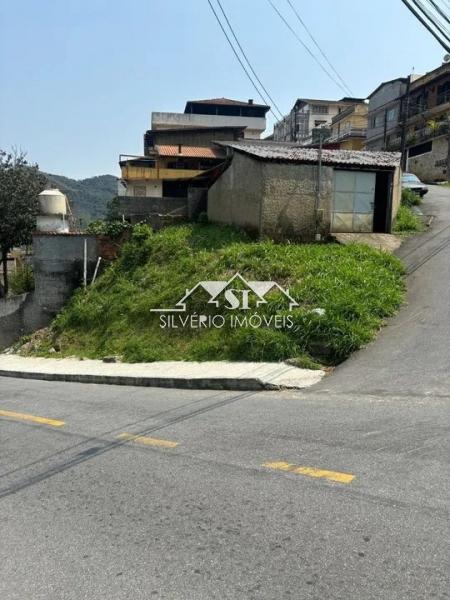 Galpão em Morin - Petrópolis/RJ 