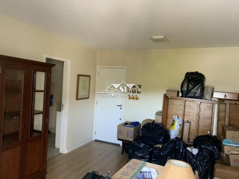 Apartamento à venda com 2 quartos, 80m² - Foto 7