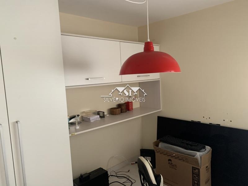 Apartamento à venda com 2 quartos, 80m² - Foto 15