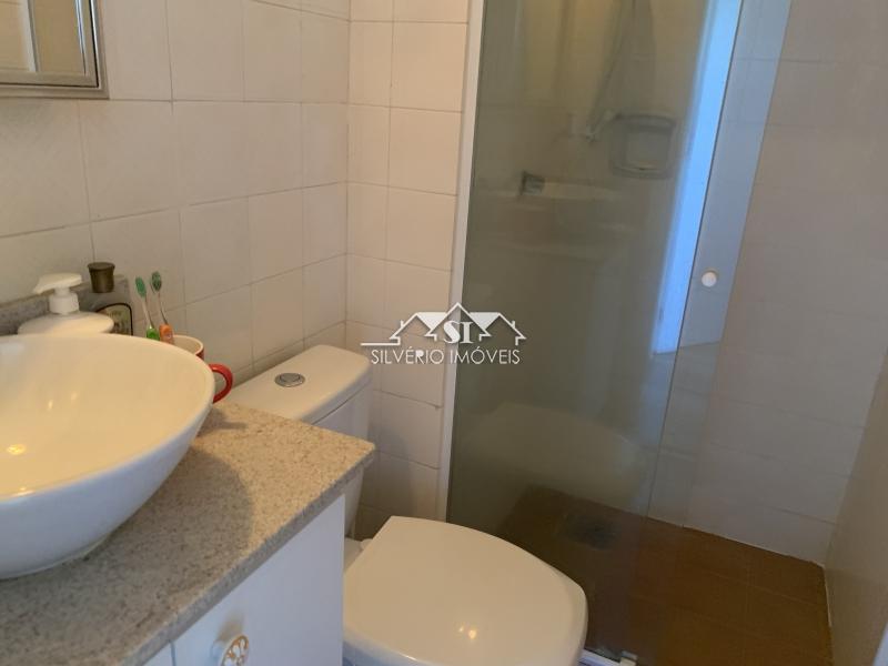 Apartamento à venda com 2 quartos, 80m² - Foto 23