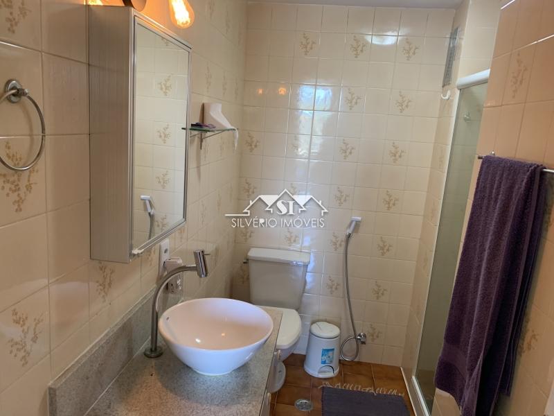 Apartamento à venda com 2 quartos, 80m² - Foto 24