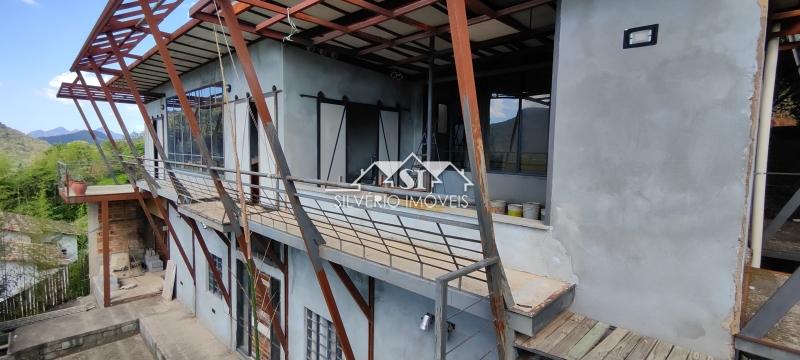 Casa à venda com 4 quartos, 280m² - Foto 3