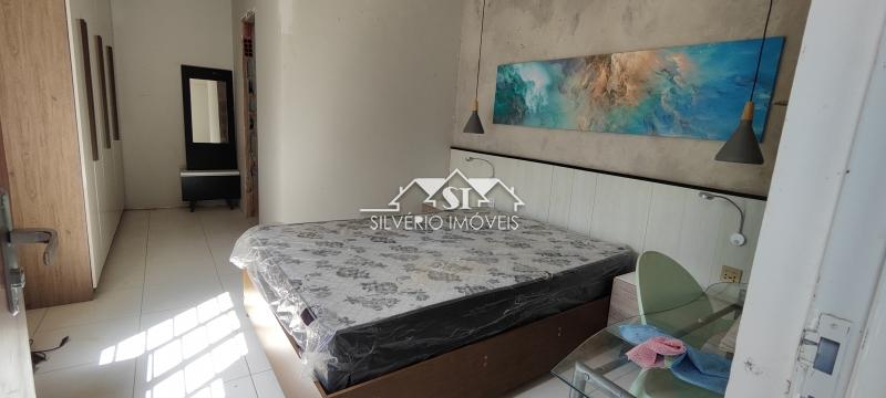 Casa à venda com 4 quartos, 280m² - Foto 15