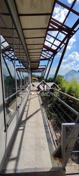 Casa à venda com 4 quartos, 280m² - Foto 18