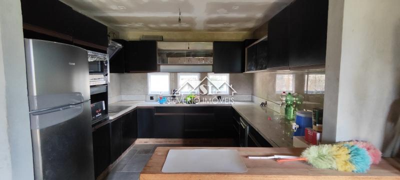 Casa à venda com 4 quartos, 280m² - Foto 19
