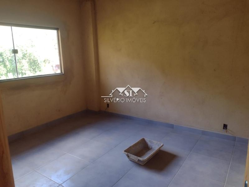 Casa à venda com 3 quartos, 90m² - Foto 9