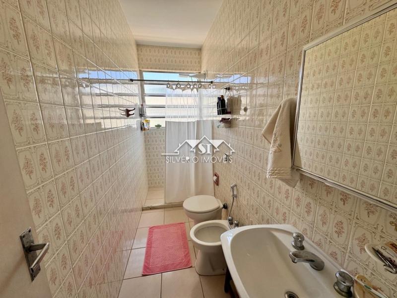 Apartamento à venda com 2 quartos, 70m² - Foto 4