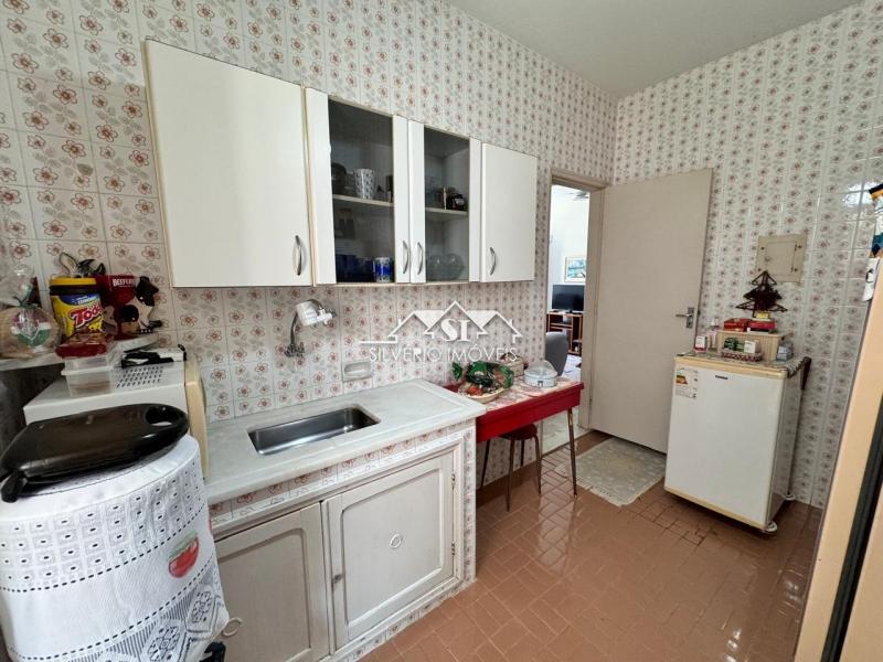 Apartamento à venda com 2 quartos, 70m² - Foto 6