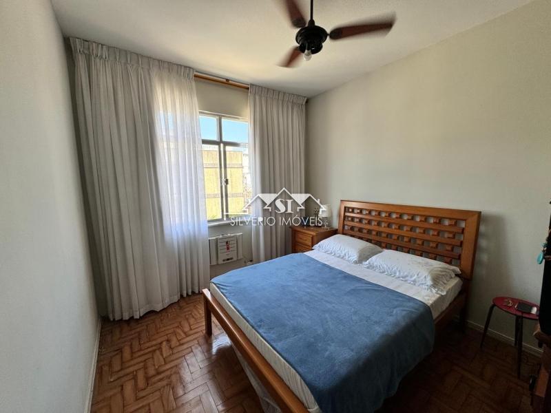 Apartamento à venda com 2 quartos, 70m² - Foto 29
