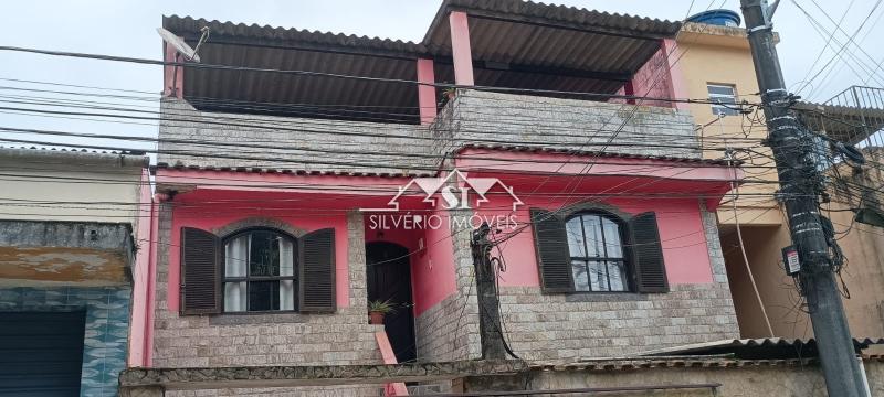 Casa à venda em Valparaíso, Petrópolis - RJ