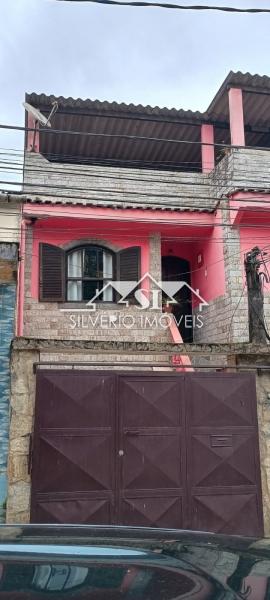 Casa à venda com 3 quartos, 100m² - Foto 3