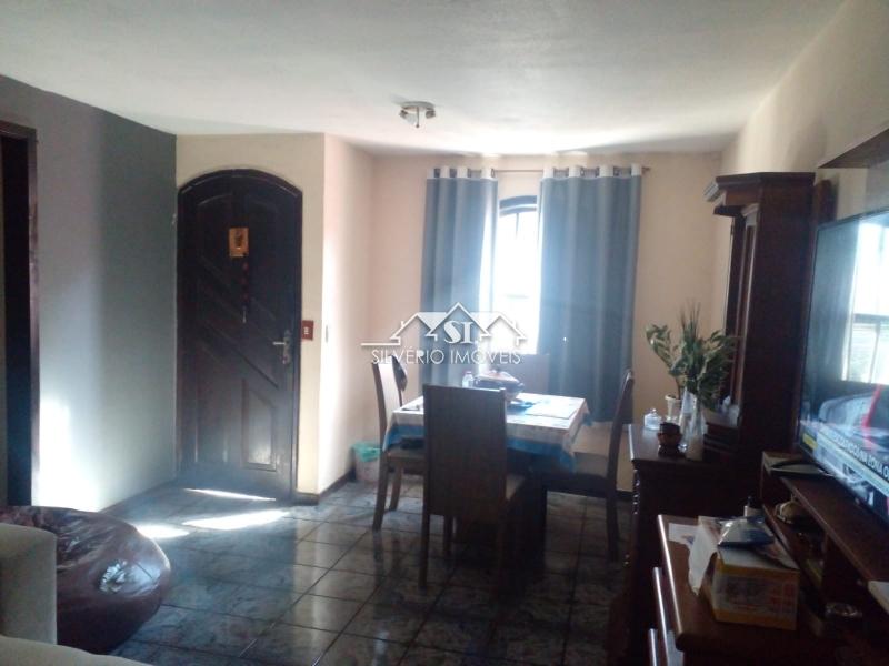 Casa à venda com 3 quartos, 100m² - Foto 11