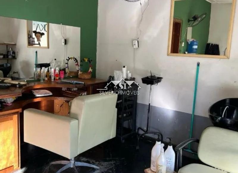 Casa à venda com 4 quartos, 243m² - Foto 8