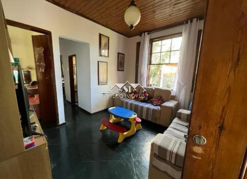 Casa à venda com 4 quartos, 243m² - Foto 9