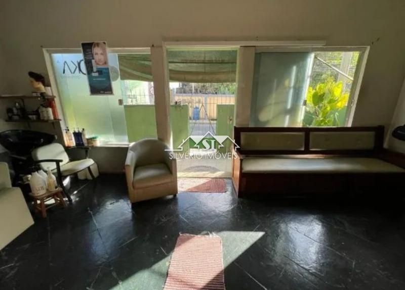 Casa à venda com 4 quartos, 243m² - Foto 10