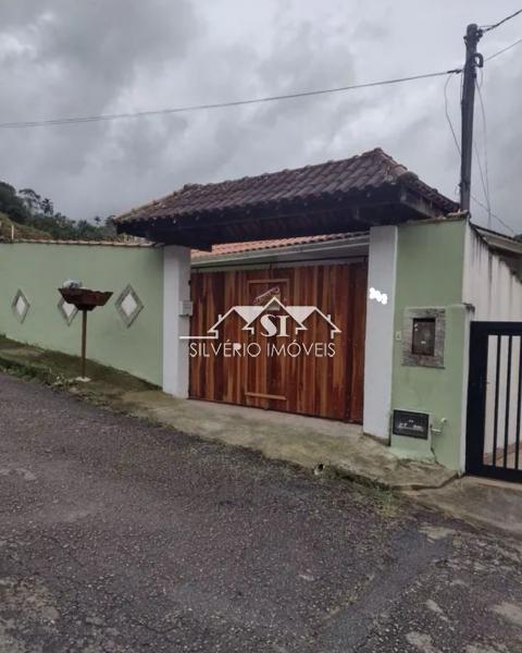 Casa em Mosela - Petrópolis/RJ  - 2 Quartos