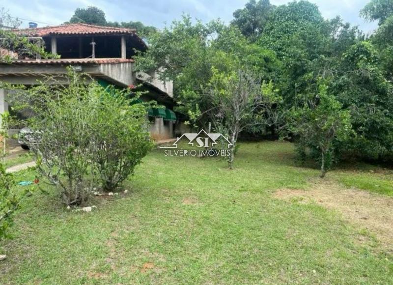 Casa à venda com 3 quartos, 250m² - Foto 3