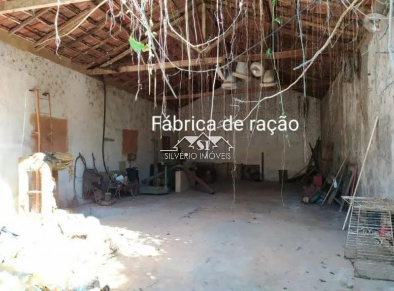Sítio à venda com 3 quartos, 653m² - Foto 11