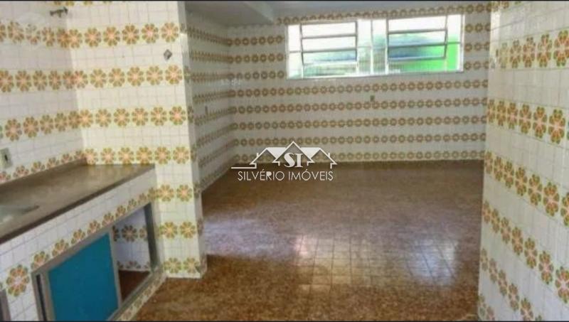 Casa à venda com 4 quartos, 380m² - Foto 4