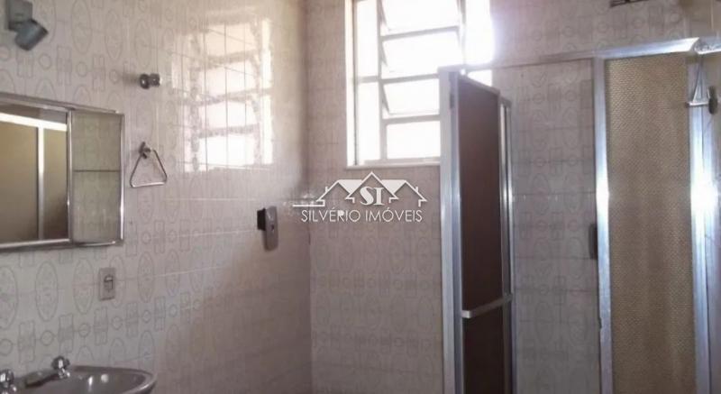 Casa à venda com 4 quartos, 380m² - Foto 5