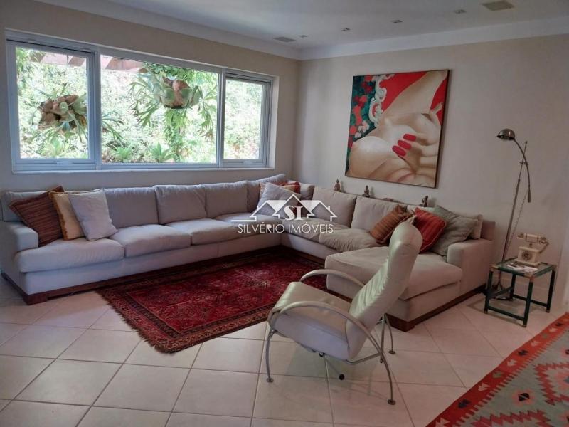 Casa para alugar com 5 quartos, 300m² - Foto 7