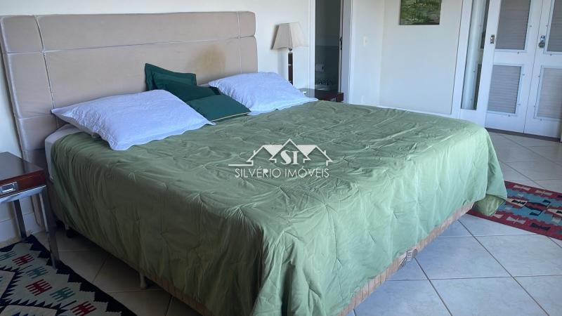 Casa para alugar com 5 quartos, 300m² - Foto 18