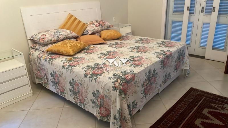 Casa para alugar com 5 quartos, 300m² - Foto 17