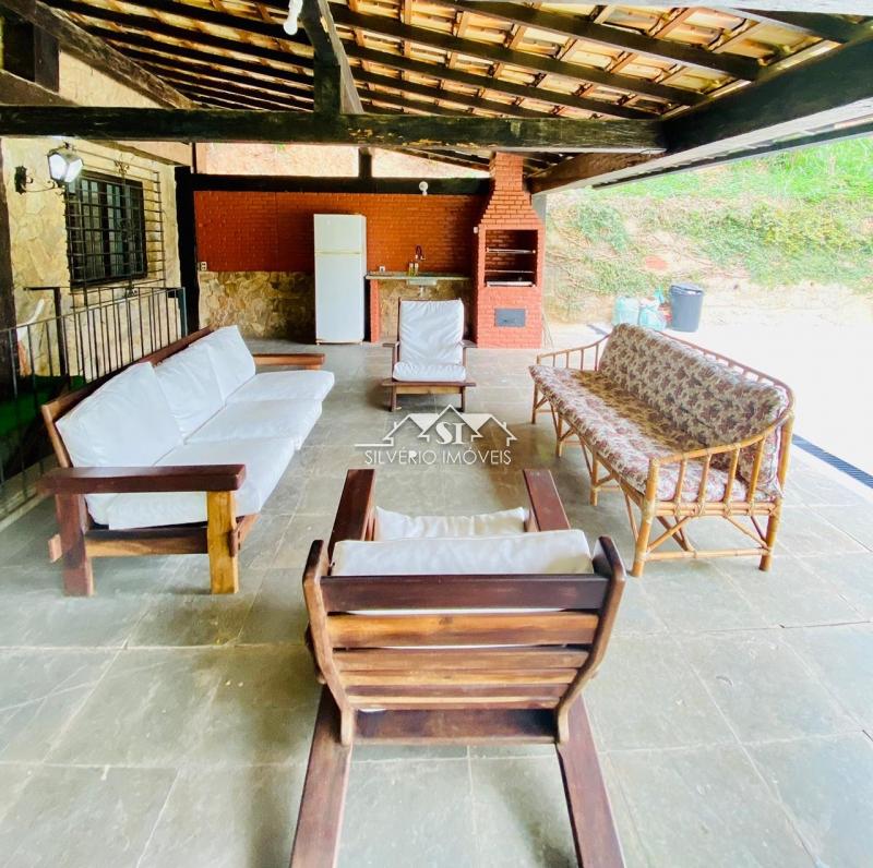 Casa à venda com 5 quartos, 258m² - Foto 7