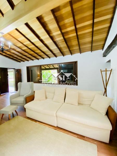 Casa à venda com 5 quartos, 258m² - Foto 29