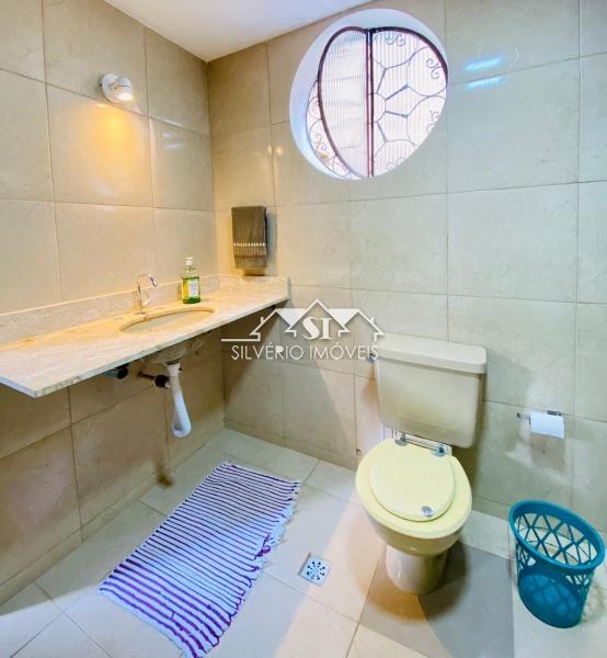 Casa à venda com 5 quartos, 258m² - Foto 30