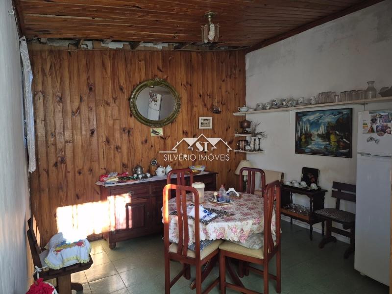 Casa à venda com 2 quartos, 60m² - Foto 20