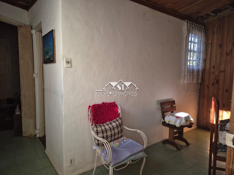 Casa à venda com 2 quartos, 60m² - Foto 21