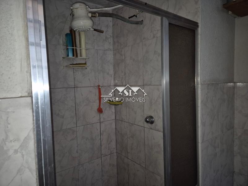 Casa à venda com 2 quartos, 60m² - Foto 22