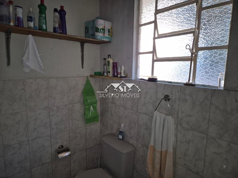 Casa à venda com 2 quartos, 60m² - Foto 23