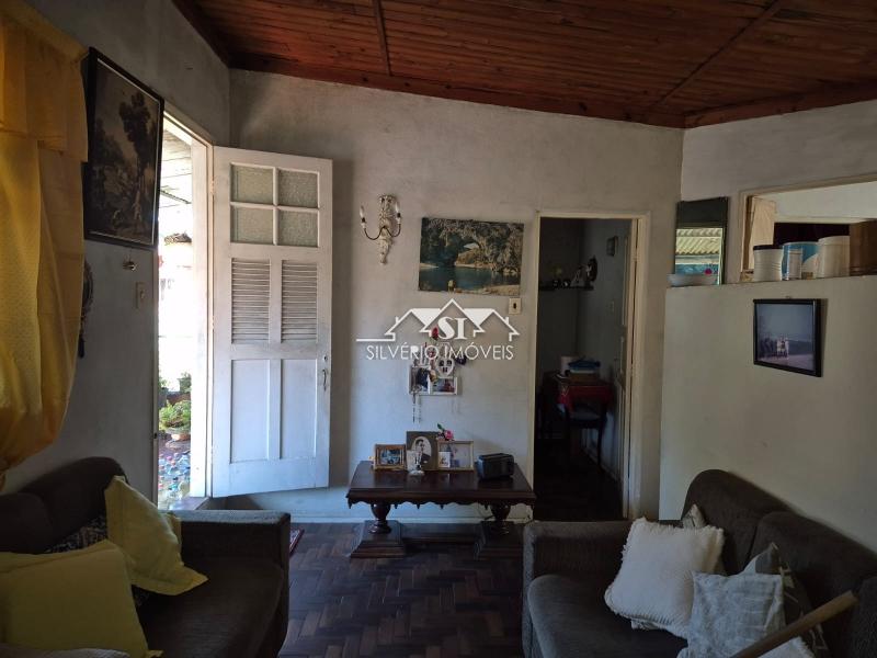 Casa à venda com 2 quartos, 60m² - Foto 30