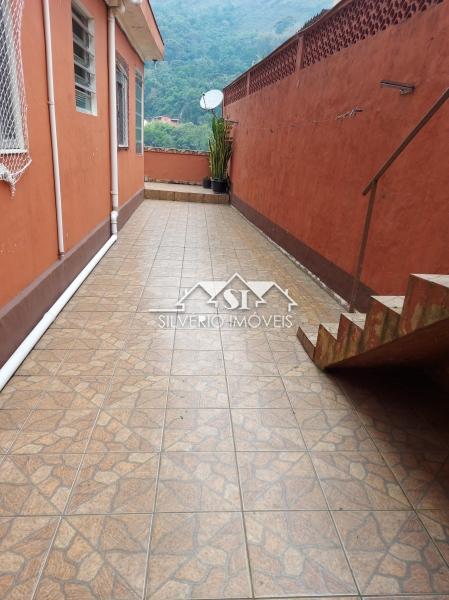 Apartamento à venda com 1 quarto, 38m² - Foto 2