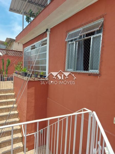Apartamento à venda com 2 quartos, 72m² - Foto 2