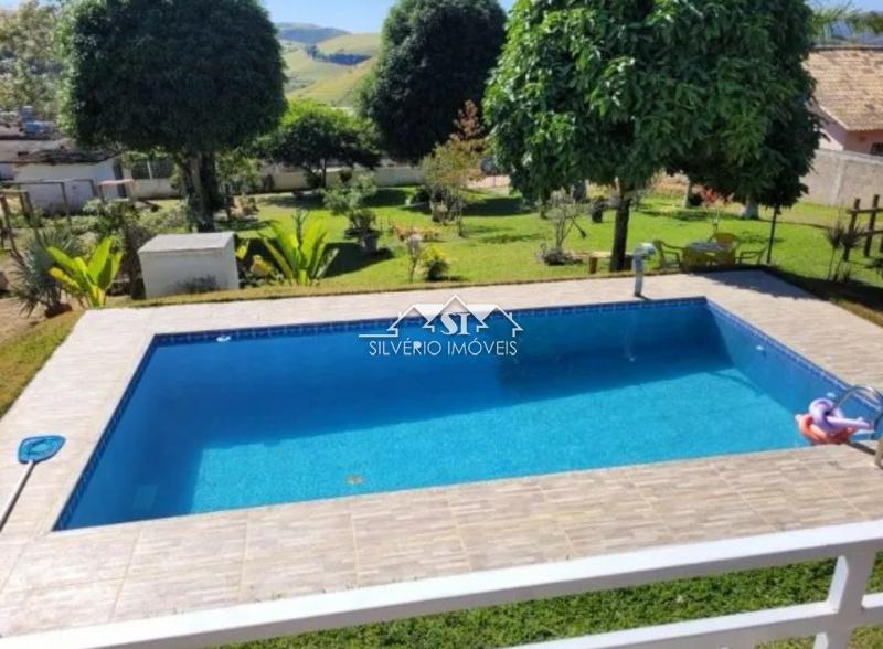 Chácara à venda com 3 quartos, 1080m² - Foto 7