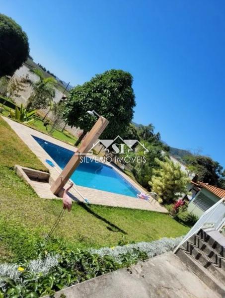 Chácara à venda com 3 quartos, 1080m² - Foto 8