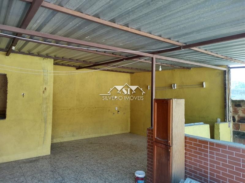 Casa à venda com 3 quartos, 70m² - Foto 3