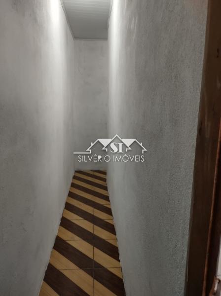 Casa à venda com 3 quartos, 70m² - Foto 5