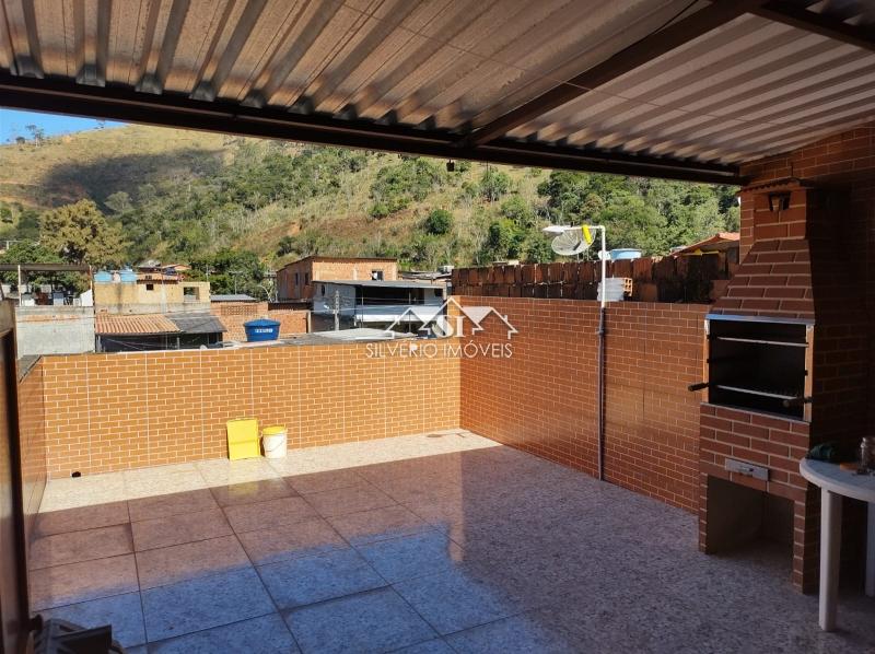 Casa à venda com 3 quartos, 70m² - Foto 9