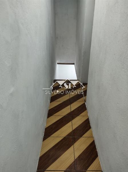 Casa à venda com 3 quartos, 70m² - Foto 10