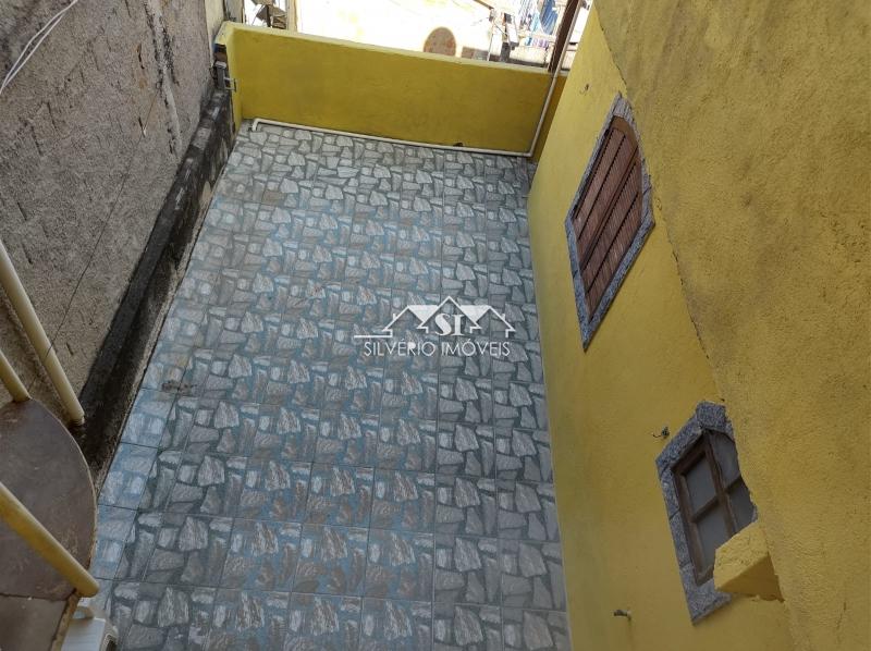 Casa à venda com 3 quartos, 70m² - Foto 14