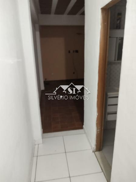 Casa à venda com 3 quartos, 70m² - Foto 15