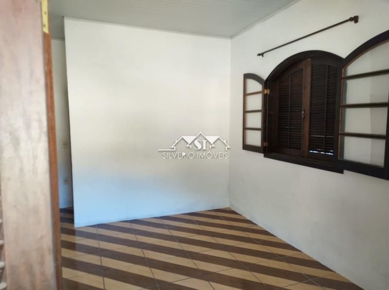 Casa à venda com 3 quartos, 70m² - Foto 18