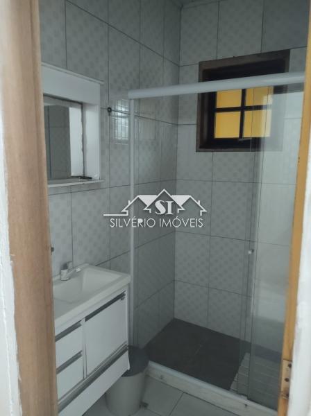 Casa à venda com 3 quartos, 70m² - Foto 19